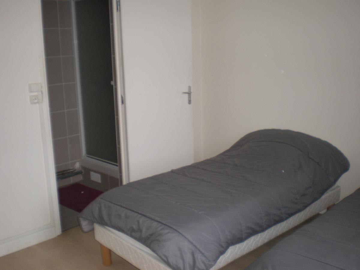 Hotel Dg Méry-sur-Oise Kültér fotó